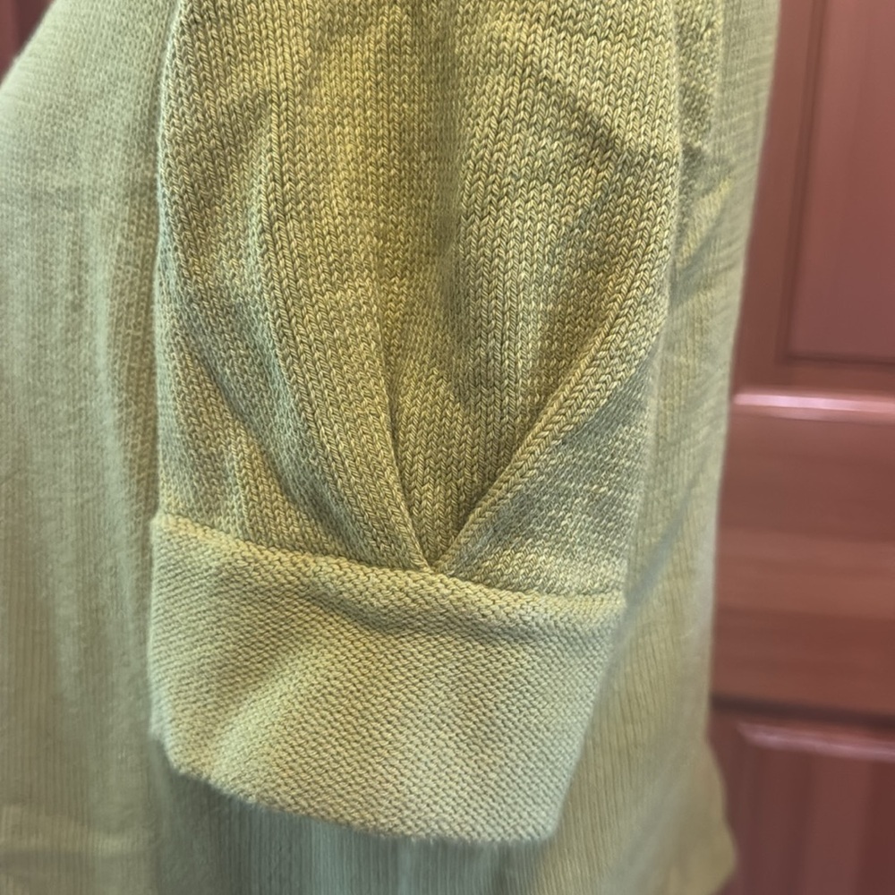 Like new! Anne Klein LG Button Cardigan - Picture 6 of 9